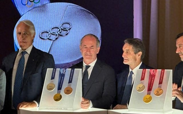 2026冬奥会金牌什么样？我翻遍资料帮你问清楚了